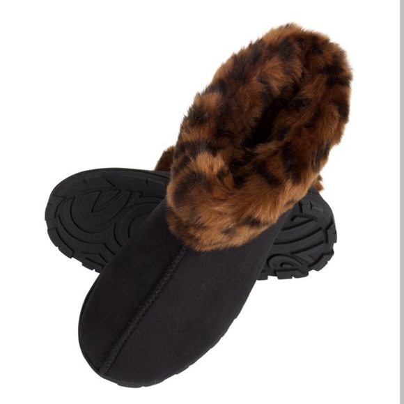 Jessica Simpson black and Leopard bootie slippers - Picture 4 of 5